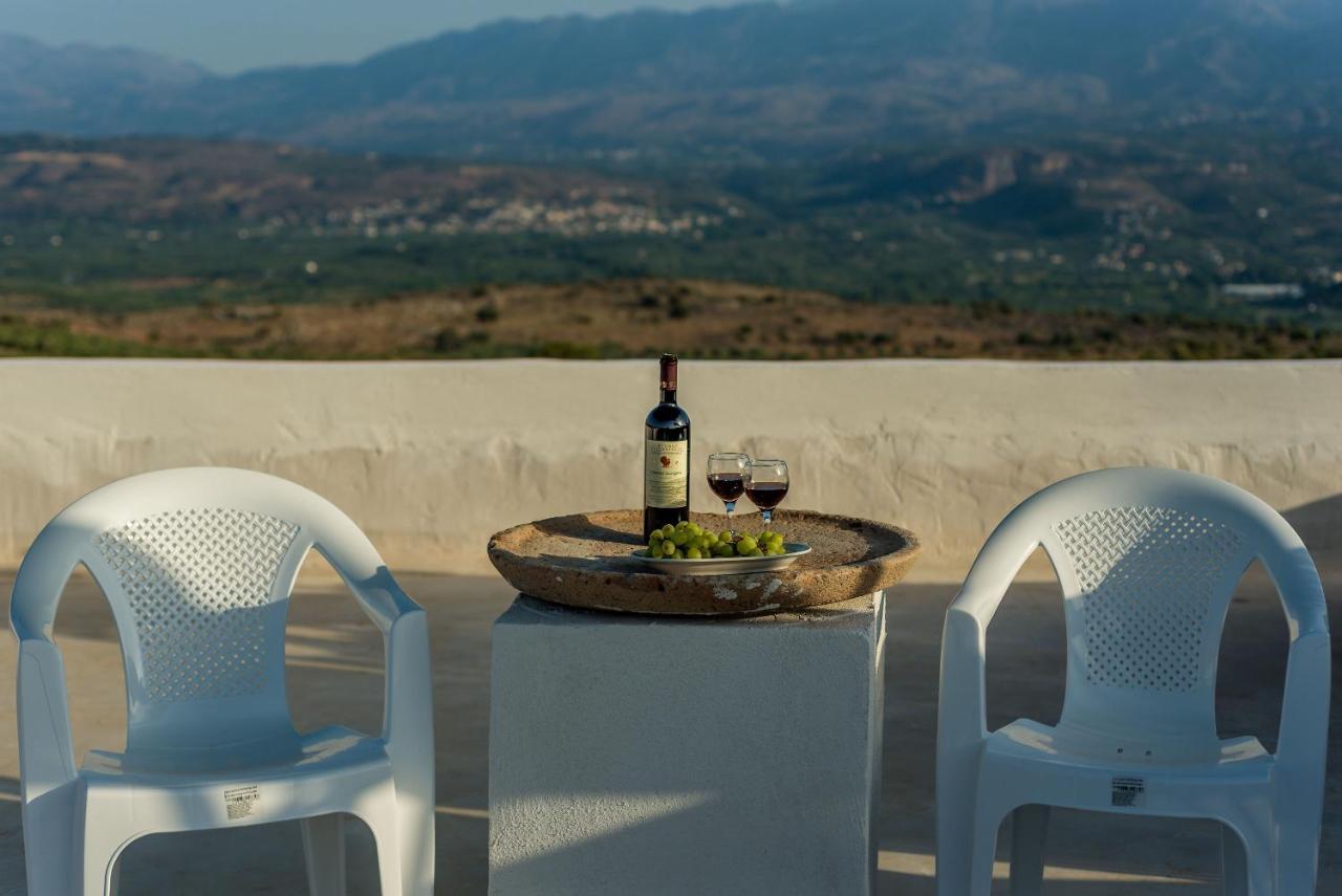 Bella-maria At Aptera With Mountain And Sea View !! La Canée